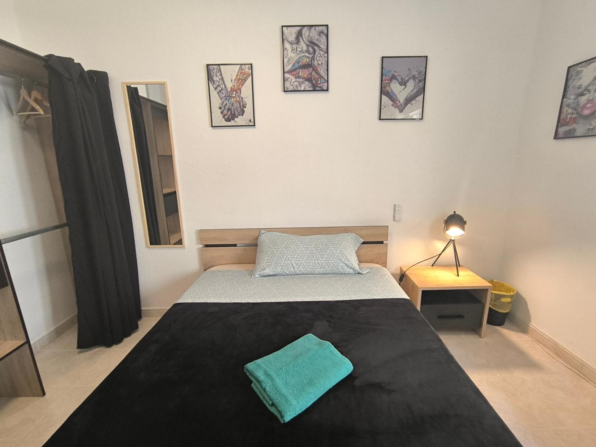 Guesthouse Shared With Host Alicante Exterior photo